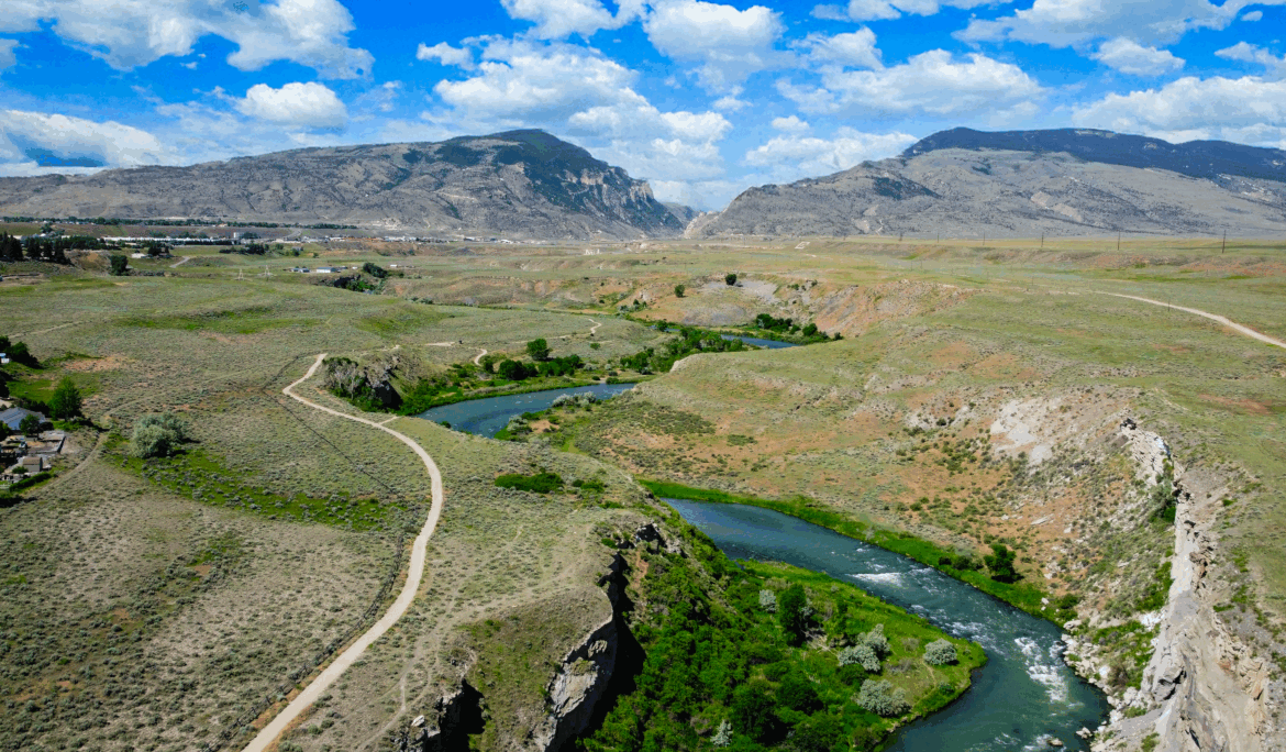 The Shashone River - Yellowstone Journal Magazine Cody, Wy.